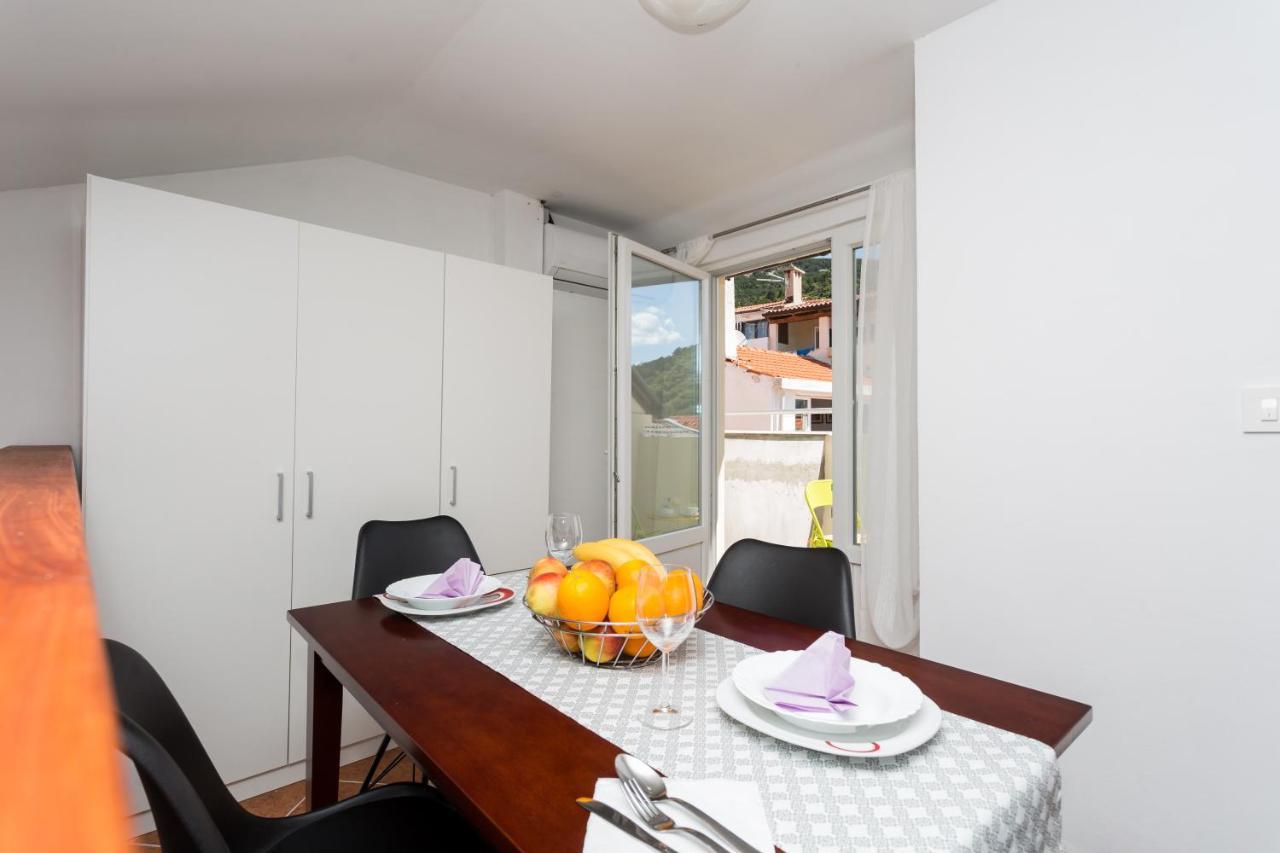 Apartmani Obala Baska  Exterior photo